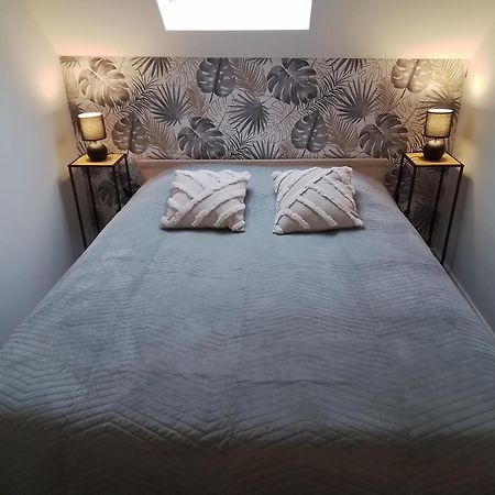 Le Huit Gite Dans Villa Aultoise ภายนอก รูปภาพ